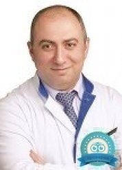 Офтальмолог (окулист) Элиас Раид 