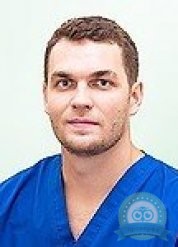 Массажист Еникеев Дмитрий Николаевич