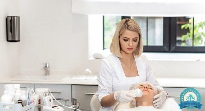 Многопрофильная клиника Академия Эстетической Медицины Премиум Эстетикс